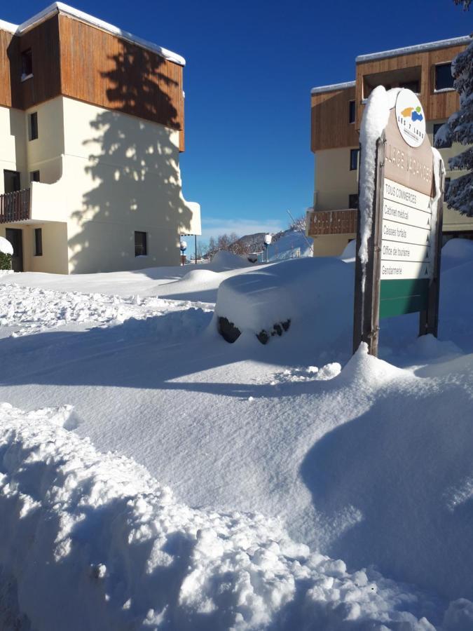 Vvf Les 7 Laux Massif De Belledonne Hotell Prapoutel Exteriör bild
