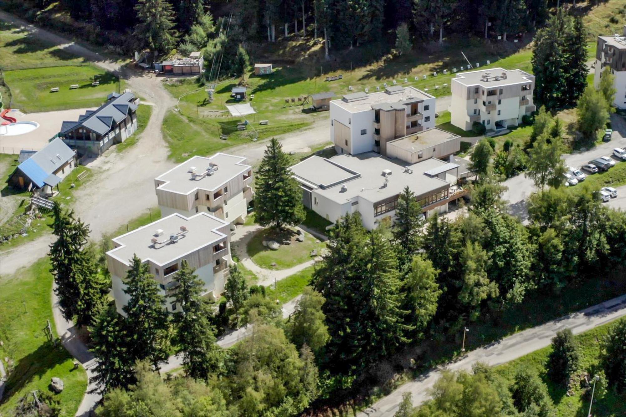 Vvf Les 7 Laux Massif De Belledonne Hotell Prapoutel Exteriör bild