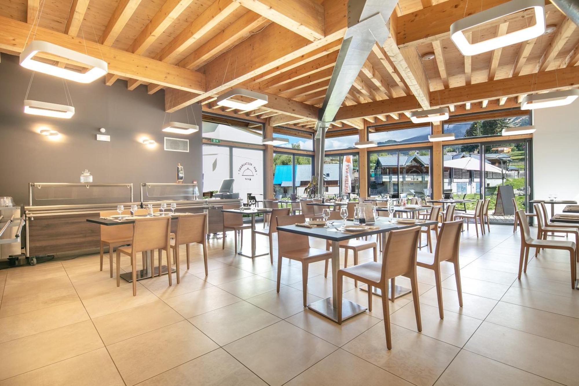 Vvf Les 7 Laux Massif De Belledonne Hotell Prapoutel Exteriör bild