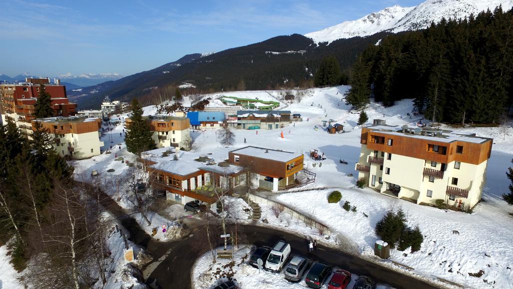 Vvf Les 7 Laux Massif De Belledonne Hotell Prapoutel Exteriör bild