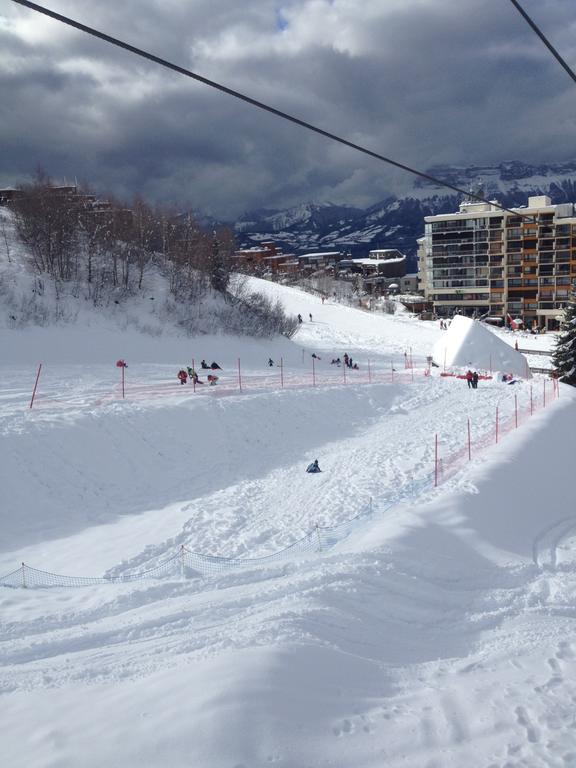 Vvf Les 7 Laux Massif De Belledonne Hotell Prapoutel Exteriör bild